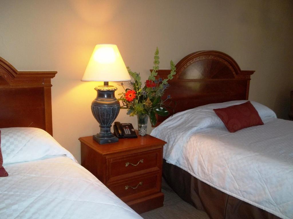 คริสตัล โคฟ ริเวอร์ฟรอนต์ รีสอร์ต Hotel พาแลตกา ภายนอก รูปภาพ